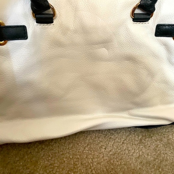 Michael Kors Purse - Picture 2 of 3